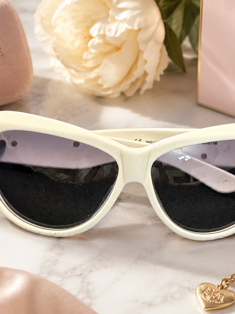 Vintage Y2K Juicy Couture "Lady Luck" Sunglasses in White (Made in Italy)